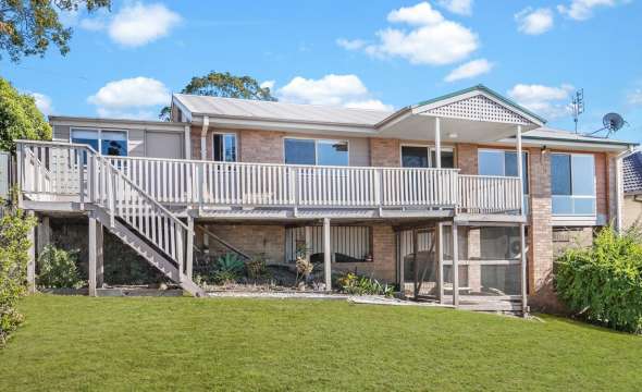 25 Hospital Road, DUNGOG, NSW 2420 AUS