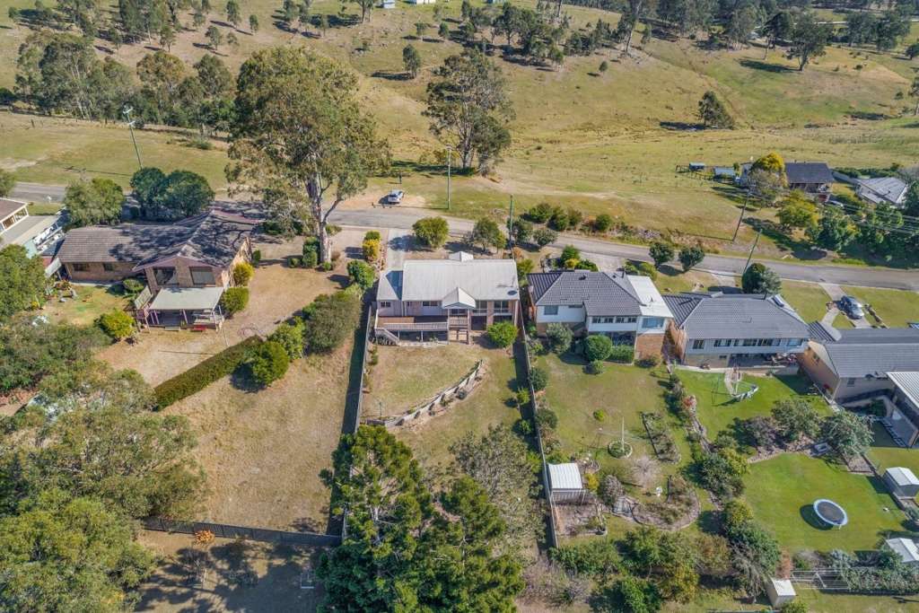 25 Hospital Road, DUNGOG, NSW 2420 AUS