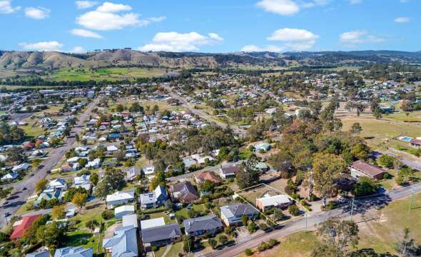 25 Hospital Road, DUNGOG, NSW 2420 AUS