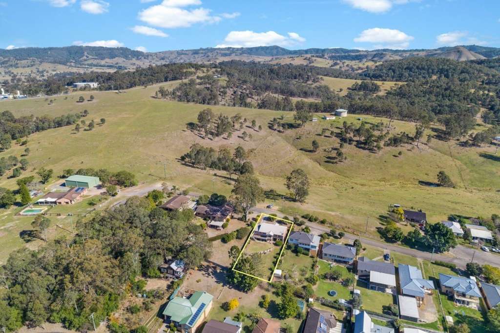 25 Hospital Road, DUNGOG, NSW 2420 AUS