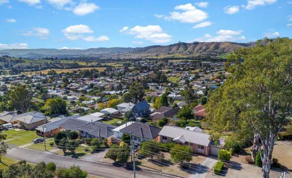 25 Hospital Road, DUNGOG, NSW 2420 AUS