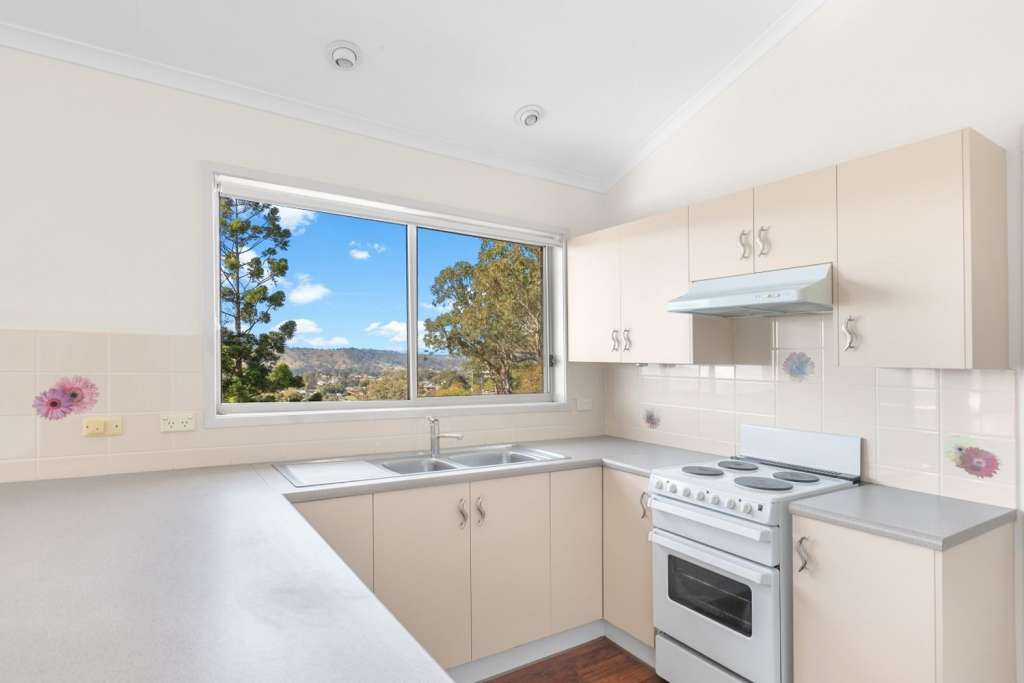 25 Hospital Road, DUNGOG, NSW 2420 AUS