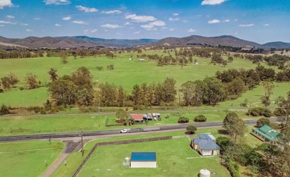 37 Bridge Street, GLOUCESTER, NSW 2422 AUS