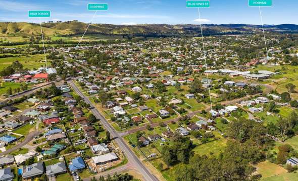 18-20 Jones Street, DUNGOG, NSW 2420 AUS