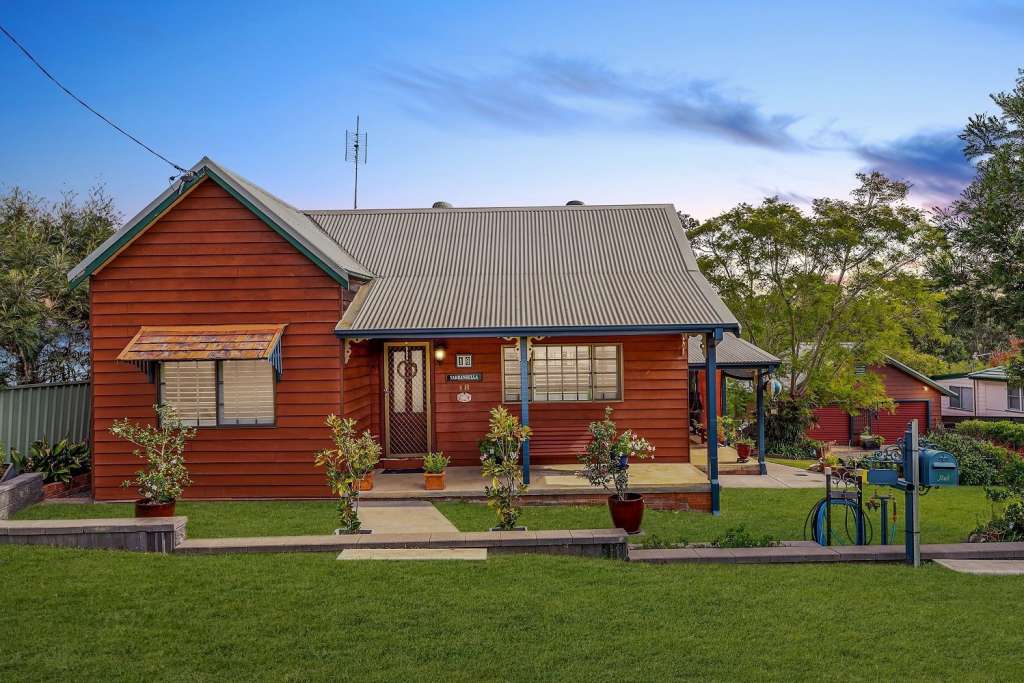 18-20 Jones Street, DUNGOG, NSW 2420 AUS