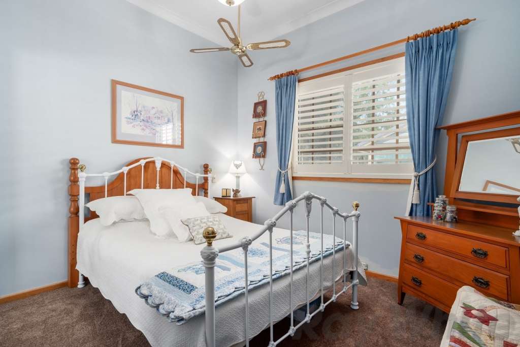 18-20 Jones Street, DUNGOG, NSW 2420 AUS