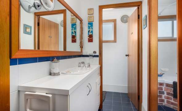 18-20 Jones Street, DUNGOG, NSW 2420 AUS