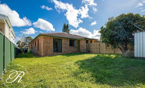 29 Parkway Drive, TUNCURRY, NSW 2428 AUS