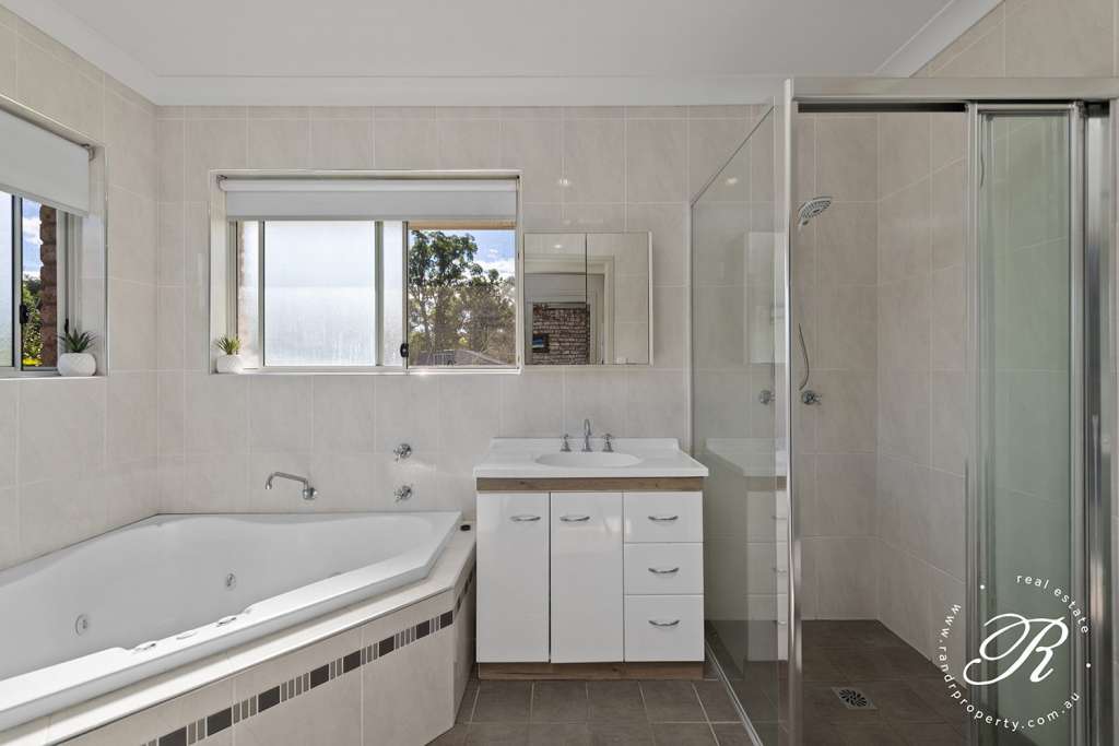 15 Mackenzie Street, BULAHDELAH, NSW 2423 AUS