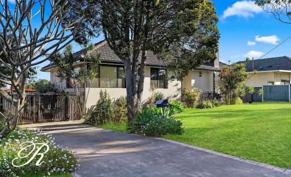 1 Kent Street, RAYMOND TERRACE, NSW 2324 AUS