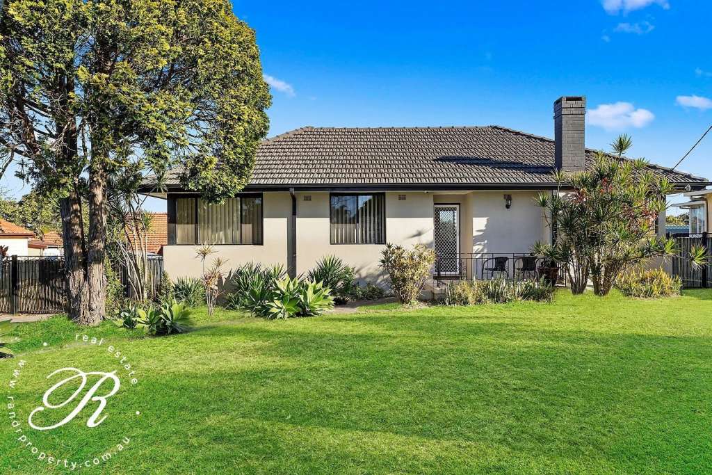 1 Kent Street, RAYMOND TERRACE, NSW 2324 AUS
