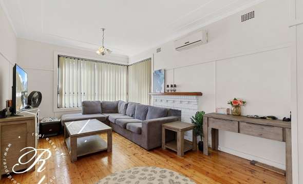 1 Kent Street, RAYMOND TERRACE, NSW 2324 AUS