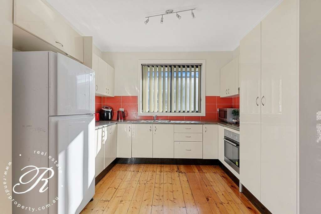 1 Kent Street, RAYMOND TERRACE, NSW 2324 AUS