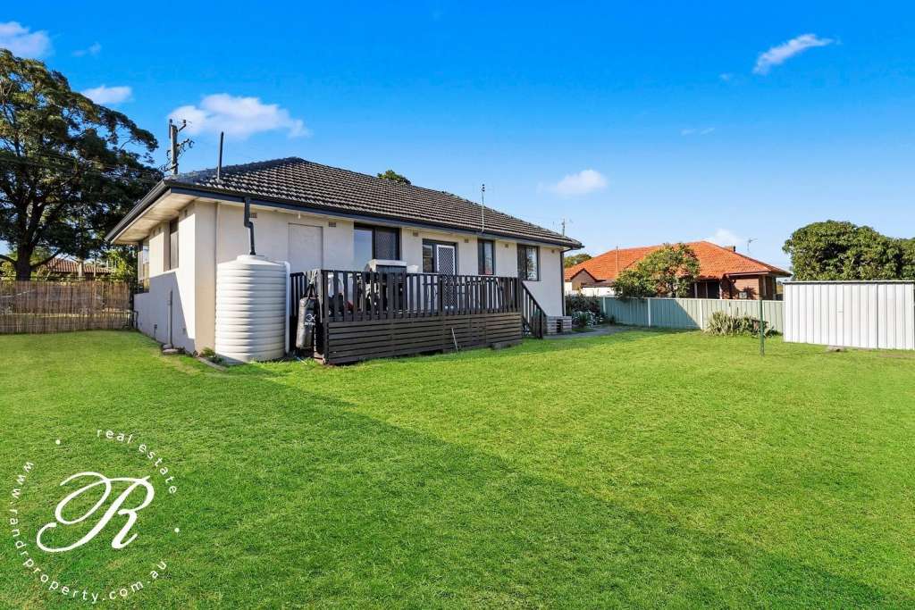 1 Kent Street, RAYMOND TERRACE, NSW 2324 AUS