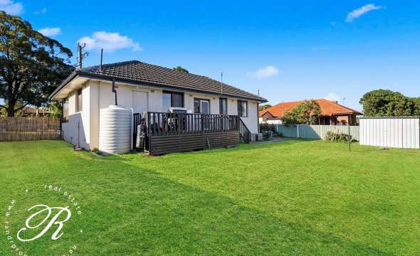 1 Kent Street, RAYMOND TERRACE, NSW 2324 AUS