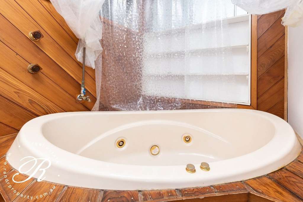 10 Thunderbolts Way, GLOUCESTER, NSW 2422 AUS