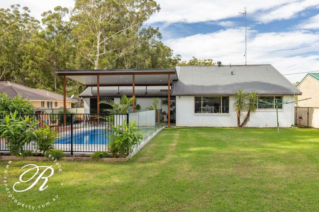 8A Cowper Street, NABIAC, NSW 2312 AUS