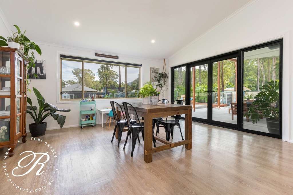 8A Cowper Street, NABIAC, NSW 2312 AUS