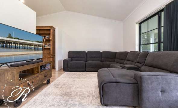 8A Cowper Street, NABIAC, NSW 2312 AUS