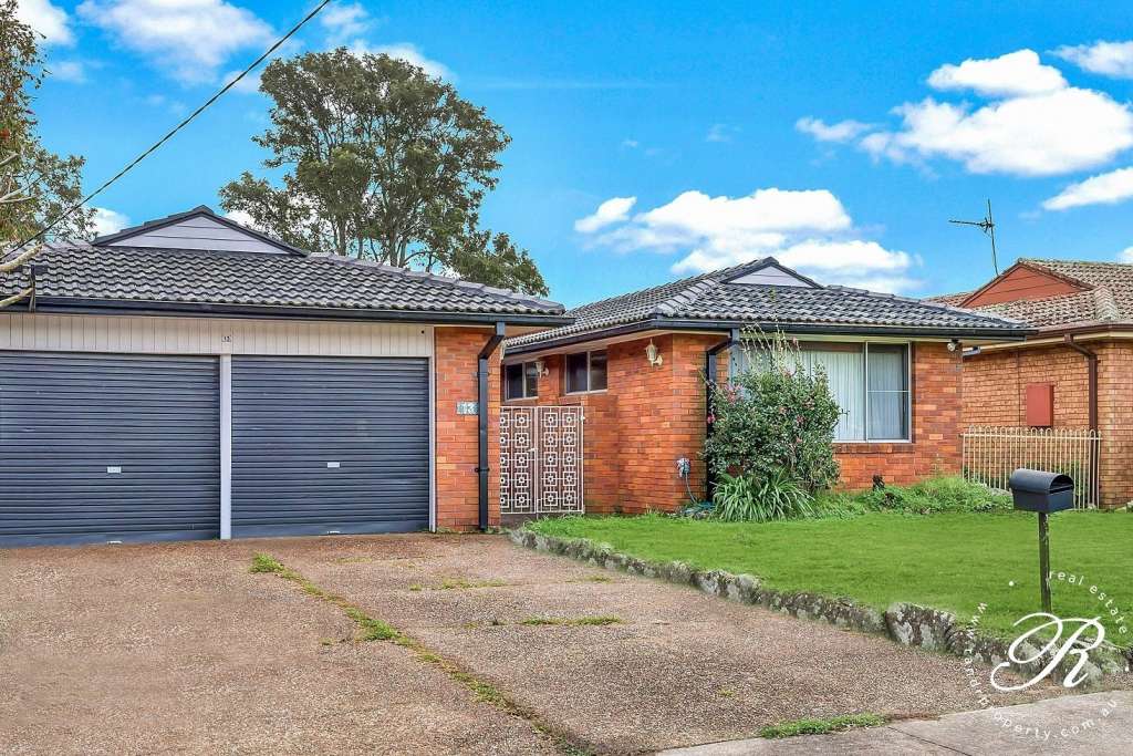 13 Alton Road, RAYMOND TERRACE, NSW 2324 AUS