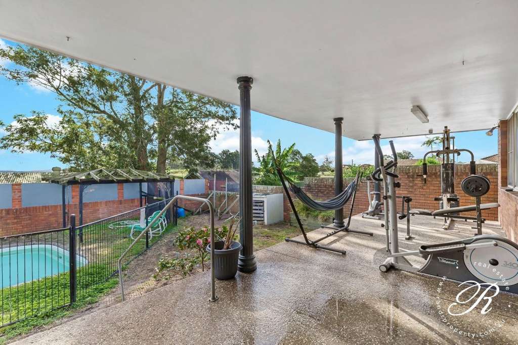 13 Alton Road, RAYMOND TERRACE, NSW 2324 AUS