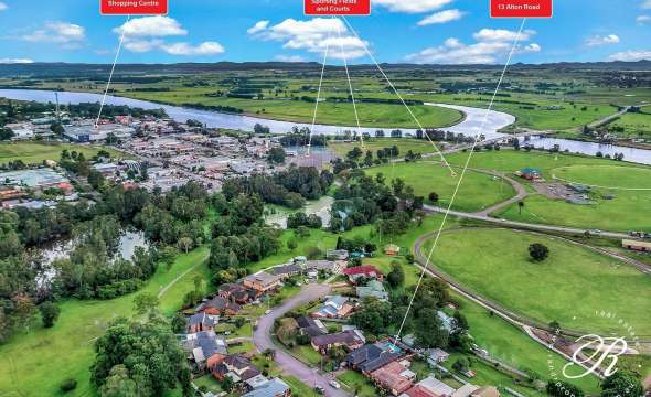 13 Alton Road, RAYMOND TERRACE, NSW 2324 AUS