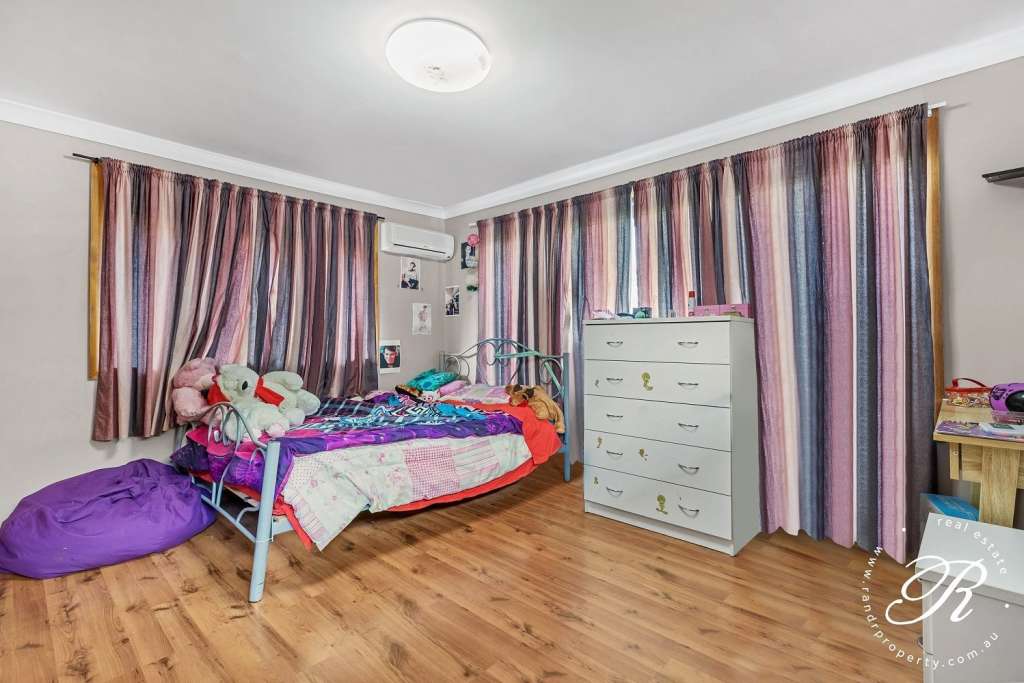 13 Alton Road, RAYMOND TERRACE, NSW 2324 AUS