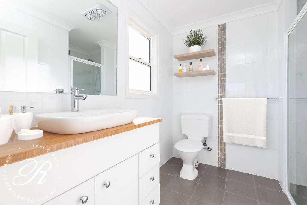 16 McIntyre Street, STROUD ROAD, NSW 2415 AUS