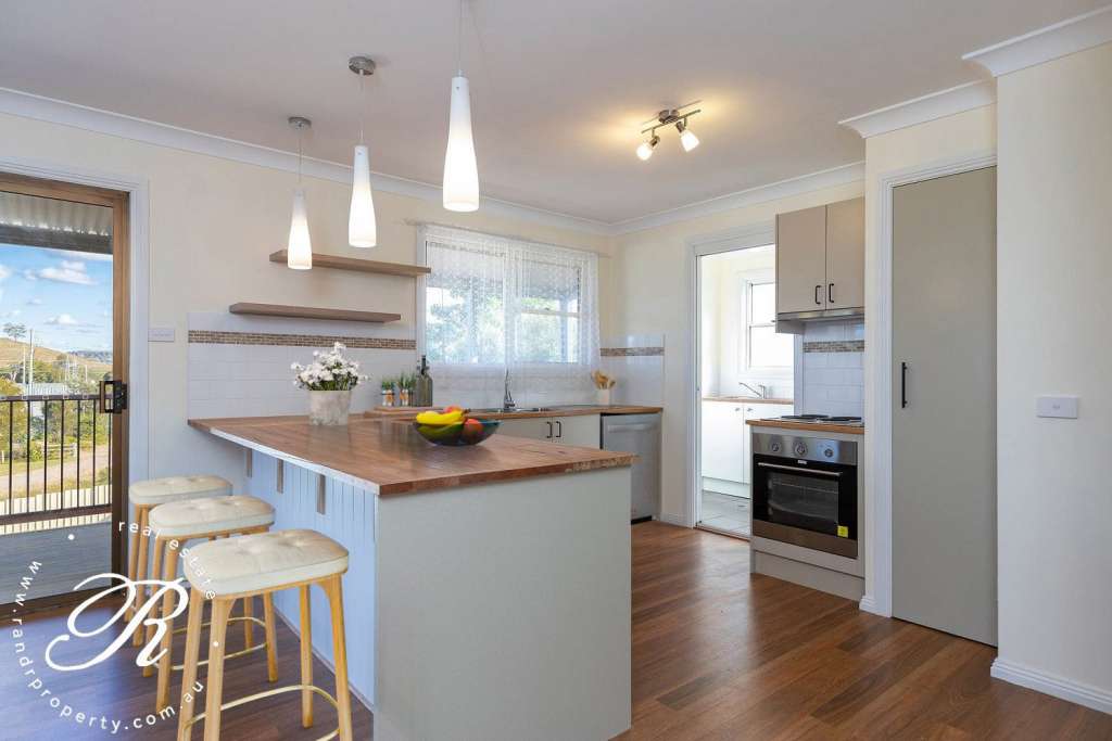 16 McIntyre Street, STROUD ROAD, NSW 2415 AUS