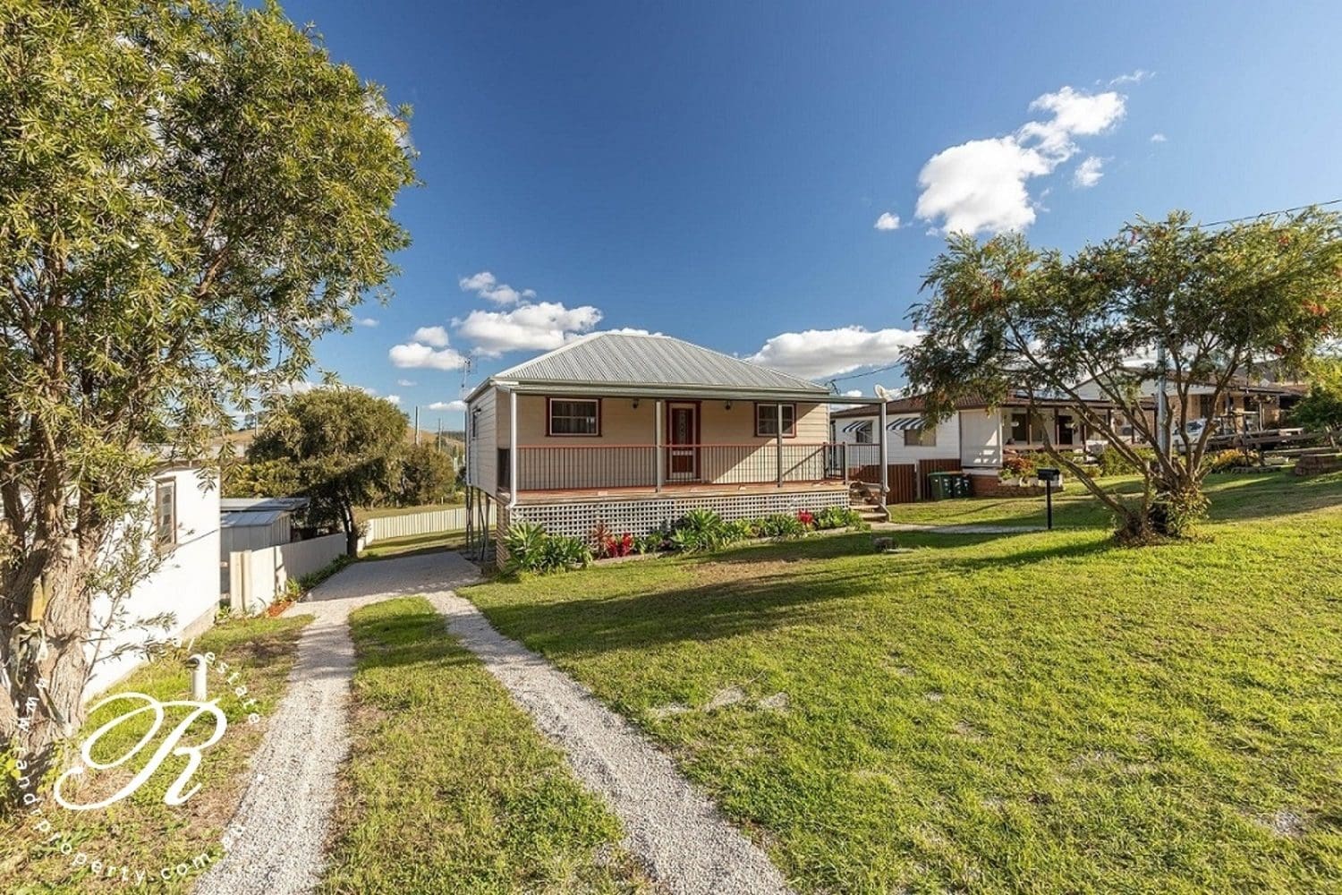 16 McIntyre Street, STROUD ROAD NSW 2415 R and R Property