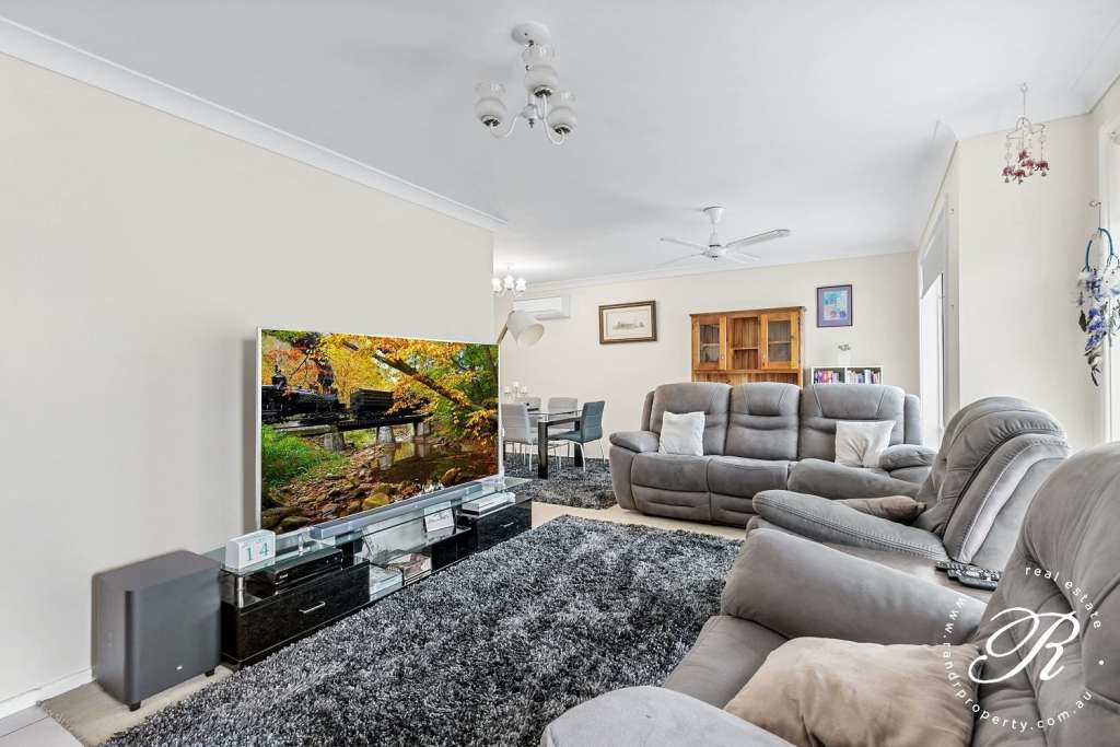 17 Melbee Circuit, DUNGOG, NSW 2420 AUS