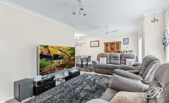 17 Melbee Circuit, DUNGOG, NSW 2420 AUS
