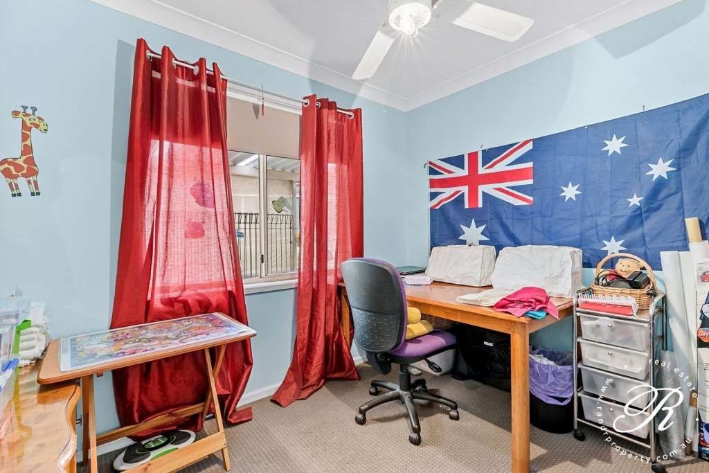 17 Melbee Circuit, DUNGOG, NSW 2420 AUS