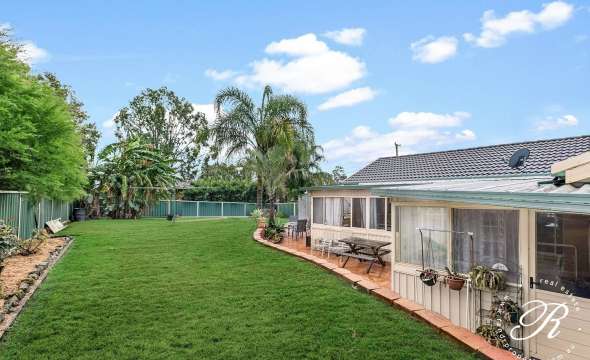 17 Melbee Circuit, DUNGOG, NSW 2420 AUS
