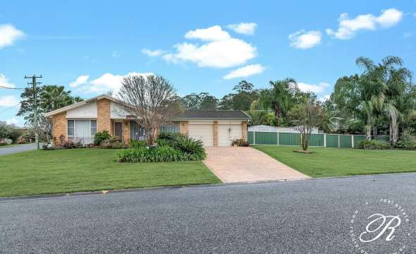 17 Melbee Circuit, DUNGOG, NSW 2420 AUS