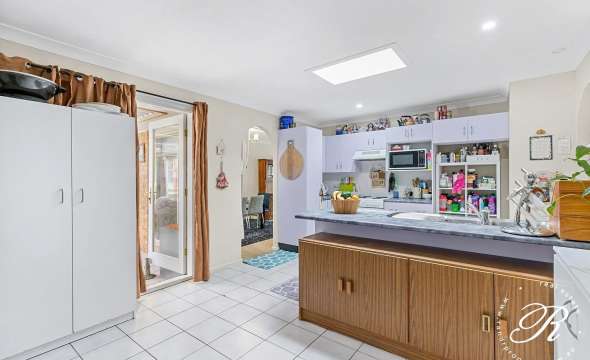 17 Melbee Circuit, DUNGOG, NSW 2420 AUS