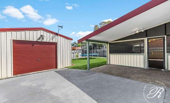 6 Blackbutt Crescent, MEDOWIE, NSW 2318 AUS