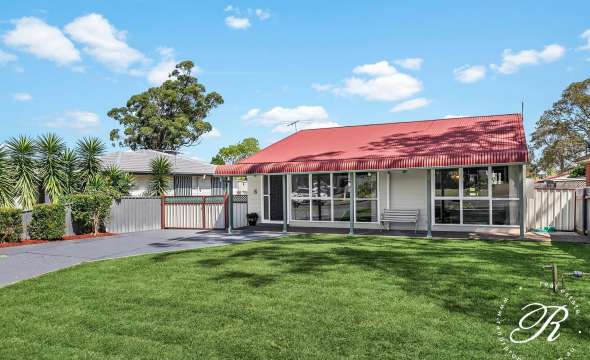6 Blackbutt Crescent, MEDOWIE, NSW 2318 AUS