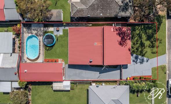 6 Blackbutt Crescent, MEDOWIE, NSW 2318 AUS