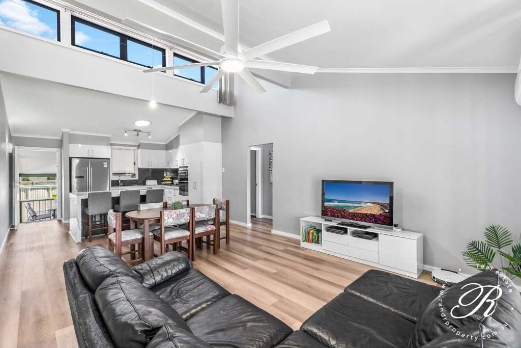 6 Blackbutt Crescent, MEDOWIE, NSW 2318 AUS