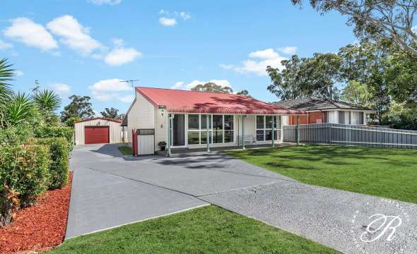 6 Blackbutt Crescent, MEDOWIE, NSW 2318 AUS