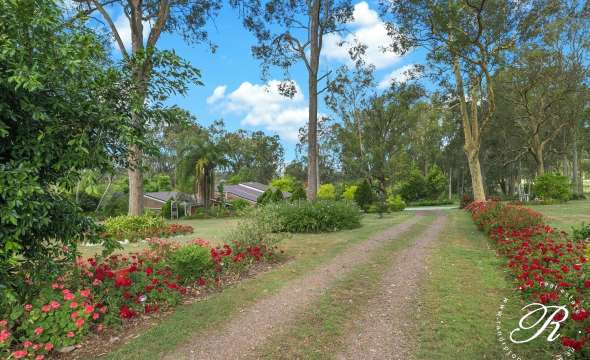 686 Seaham Road, NELSONS PLAINS, NSW 2324 AUS