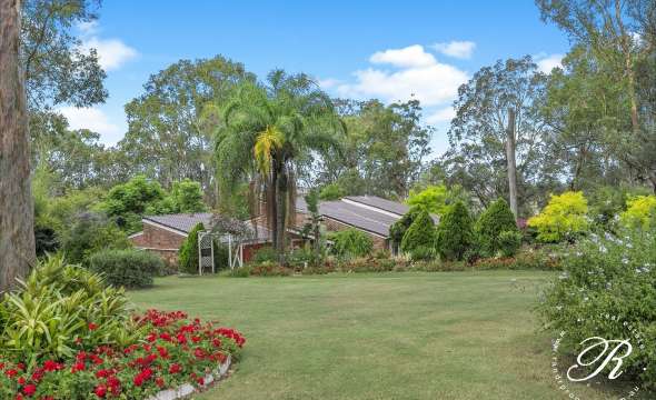 686 Seaham Road, NELSONS PLAINS, NSW 2324 AUS
