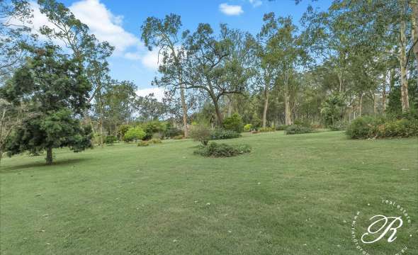 686 Seaham Road, NELSONS PLAINS, NSW 2324 AUS