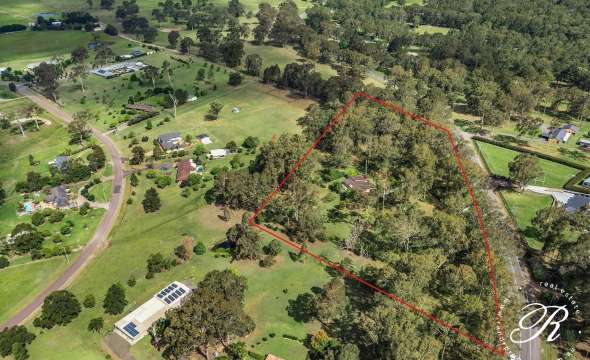 686 Seaham Road, NELSONS PLAINS, NSW 2324 AUS