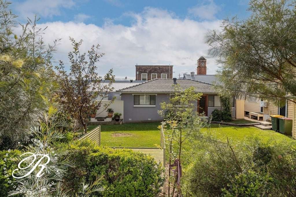 77 Cowper Street, Stroud, NSW 2425 AUS