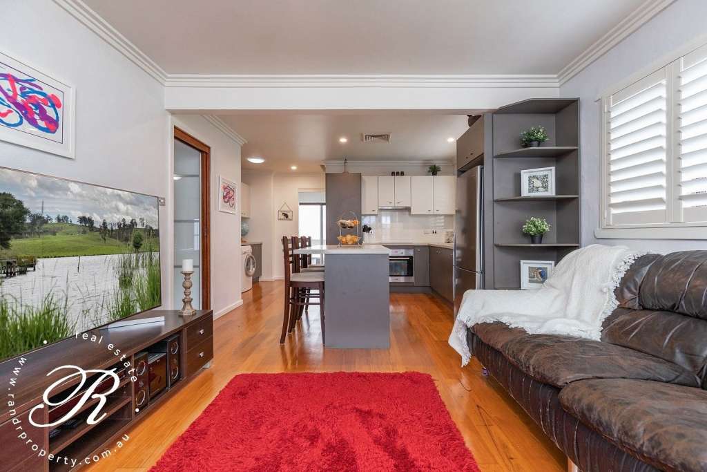 77 Cowper Street, Stroud, NSW 2425 AUS