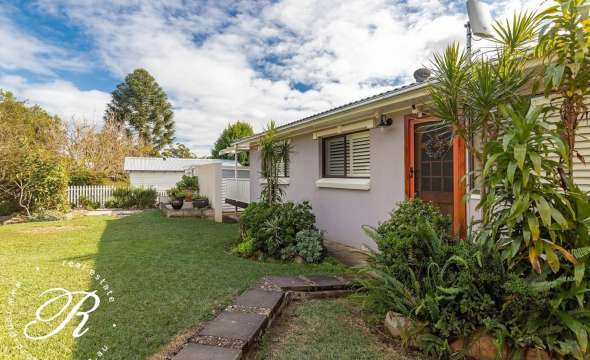 77 Cowper Street, Stroud, NSW 2425 AUS