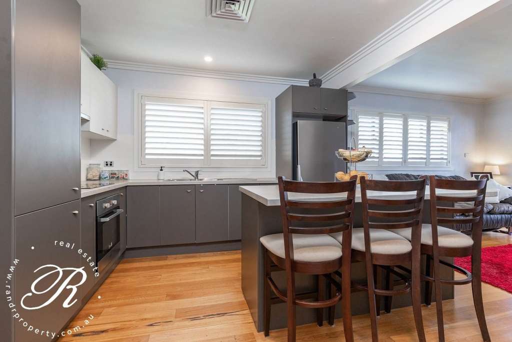 77 Cowper Street, Stroud, NSW 2425 AUS