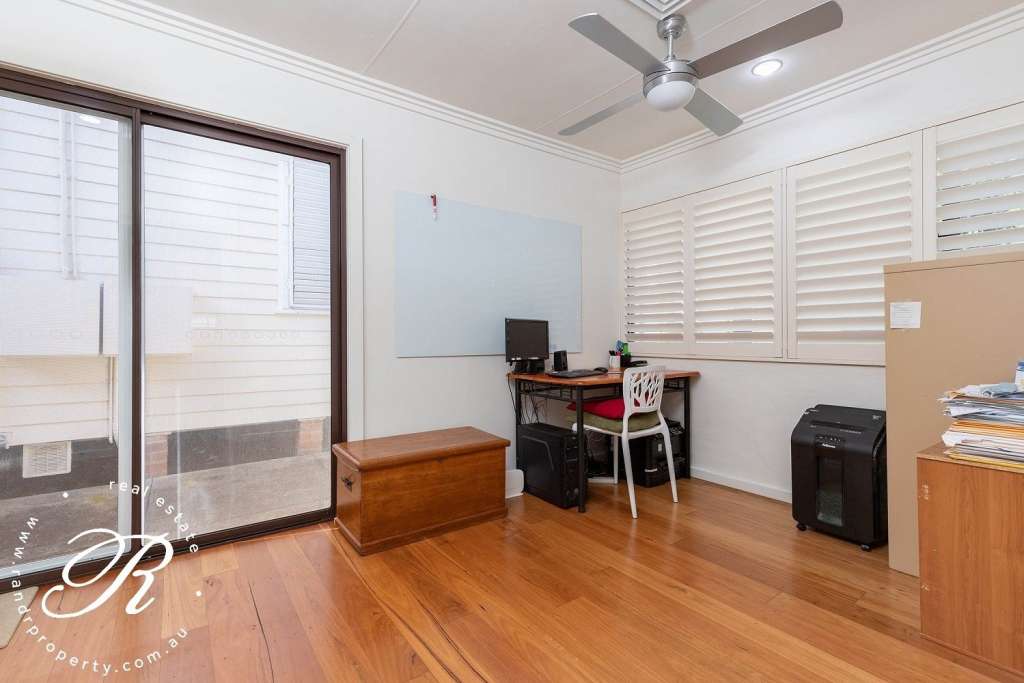 77 Cowper Street, Stroud, NSW 2425 AUS